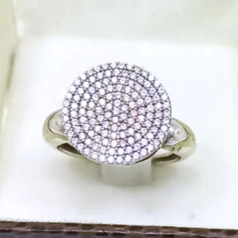 Anel Chuveiro Grande Redondo em ouro 18k com 137 Diamantes - 4,7 gramas