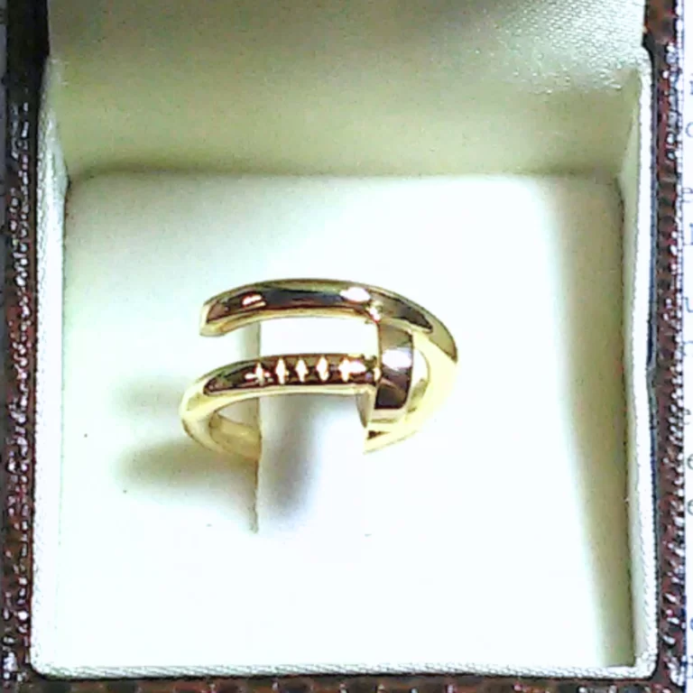 Anel Juste Un Clou - Estilo Cartier - em ouro maciço 18k - 8 gramas