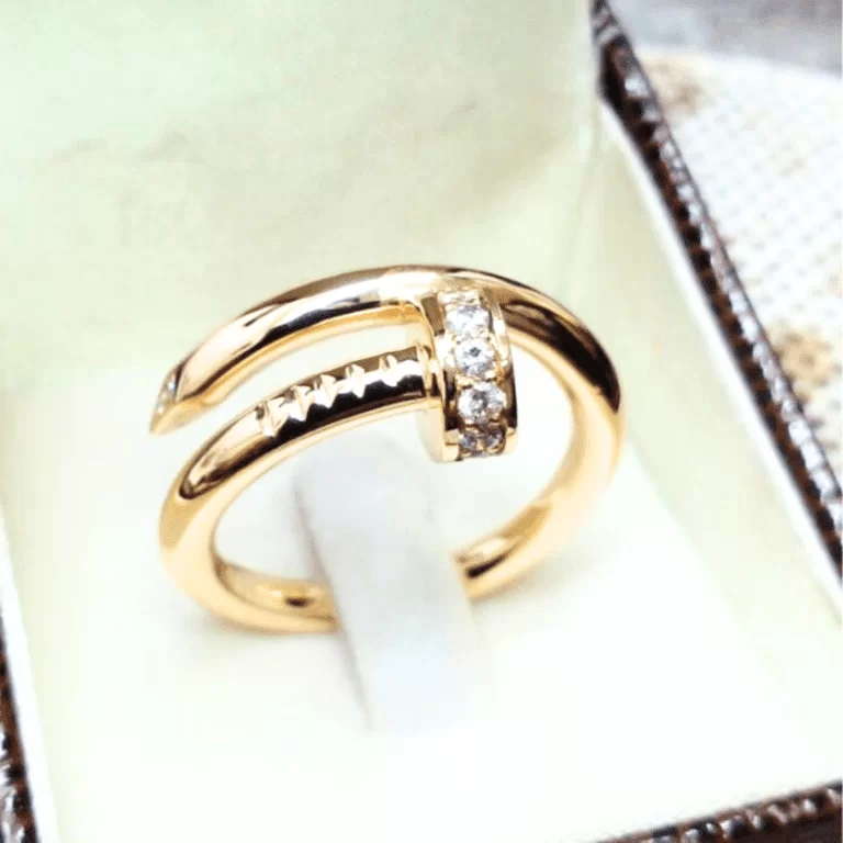 Anel Juste Un CLou com Diamantes - Estilo Cartier - Ouro Maciço 18k - 9 gramas