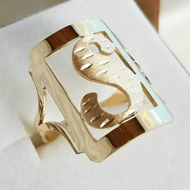 Anel Feminino Letra Grande Ouro Maciço 18k - 3 Gramas