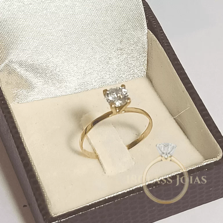 Anel Solitário  em Ouro 18k com pedra de 6mm