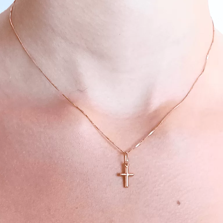 Pingente Cruz Crucifixo Mini em Ouro 18k